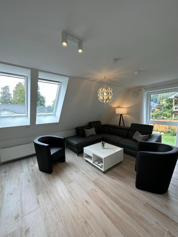 Helle, Grosszuegige Ferienwohnung Fuer 2 - 3 Personen Mit Parkplatz + E-Ladestation In Buchholz, Nordheide بوخهولتس إن در نوردهايده المظهر الخارجي الصورة