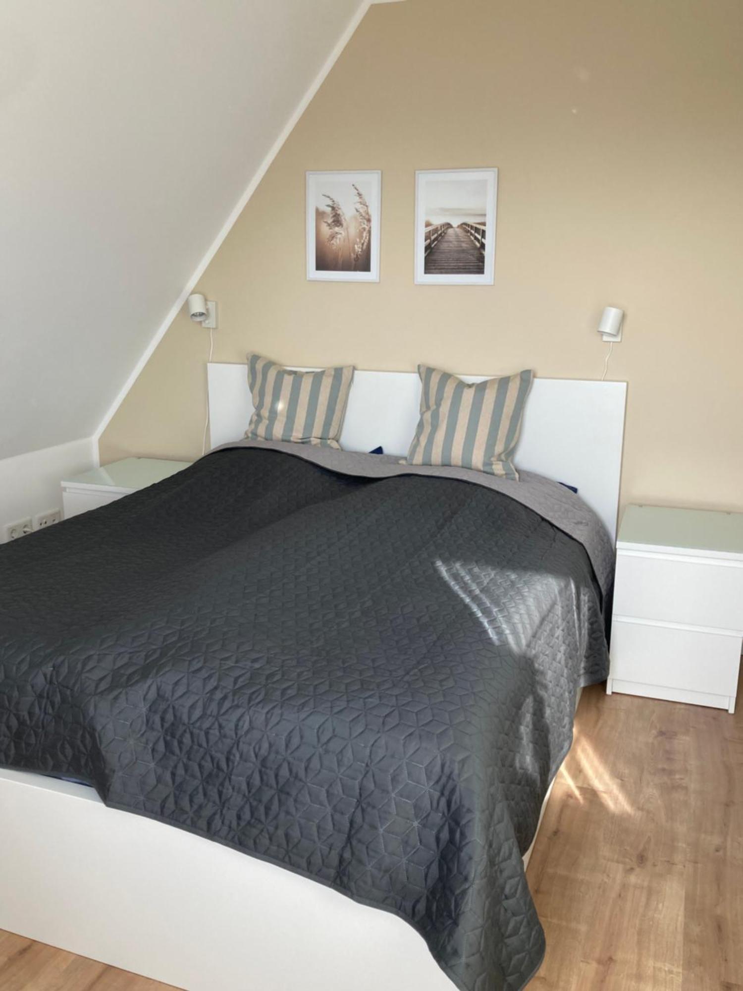 Helle, Grosszuegige Ferienwohnung Fuer 2 - 3 Personen Mit Parkplatz + E-Ladestation In Buchholz, Nordheide بوخهولتس إن در نوردهايده المظهر الخارجي الصورة